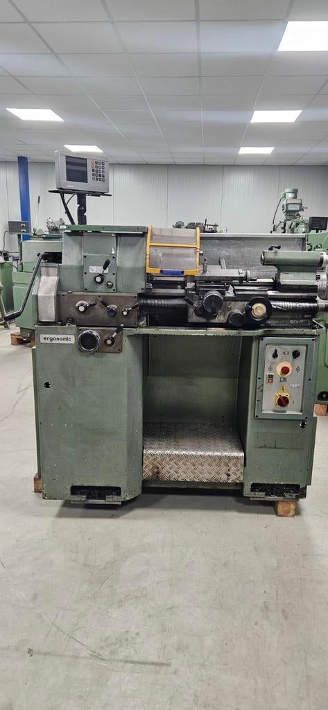 AI Ergonomic, Doe-het-zelf en Verbouw, Draaibanken, Ophalen, Zo goed als nieuw, Metaaldraaibank, Minder dan 500 mm