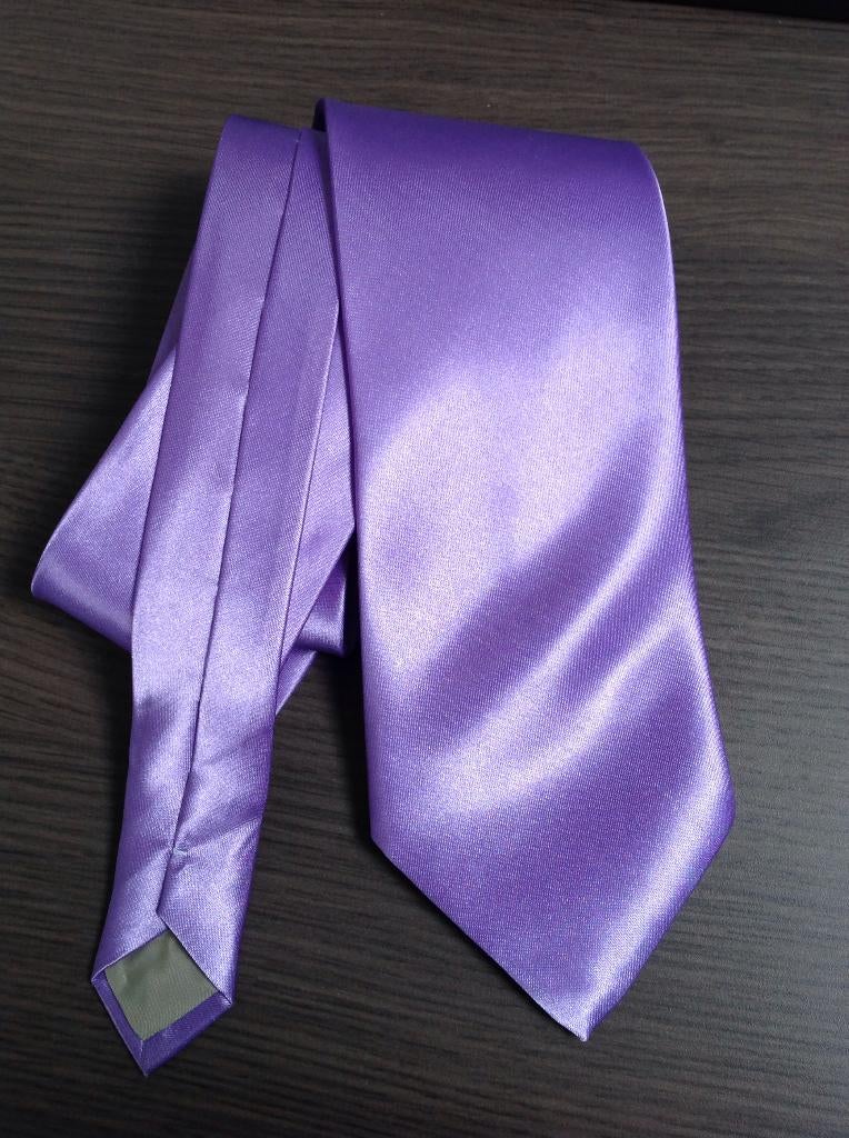 Mooie stropdas paars effen glans, Ophalen of Verzenden, Zo goed als nieuw, Paars, Effen
