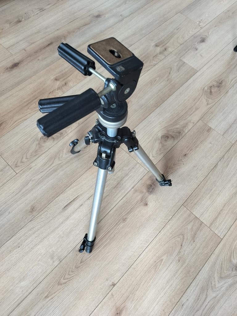 Manfrotto statief Art.190 met #141 kop, Ophalen of Verzenden, Zo goed als nieuw, 175 cm of meer, Driepoot