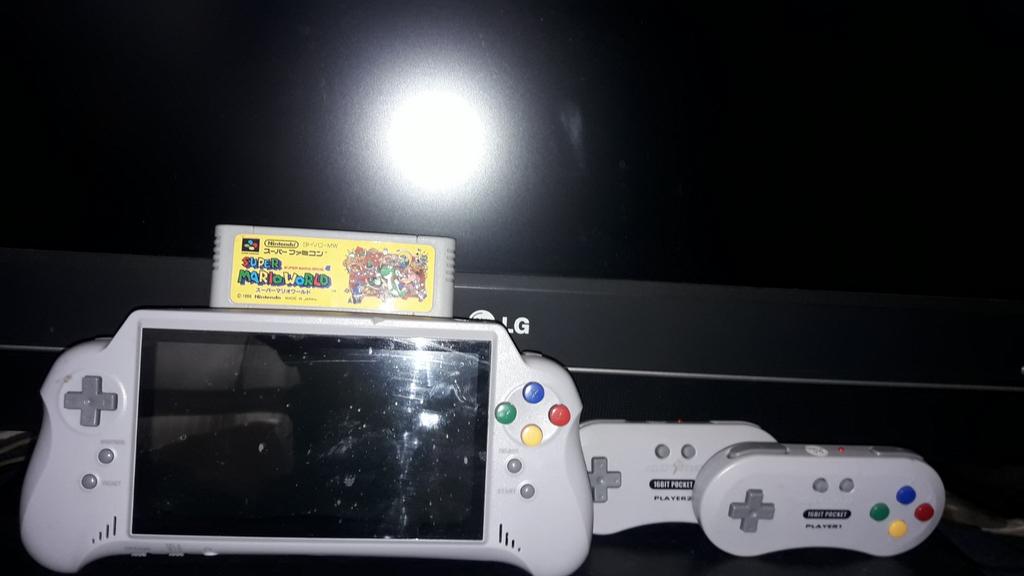 Retroad S Plus 16bit SFC/SNES Pocket (LCD Defect), Spelcomputers en Games, Spelcomputers | Overige, Ophalen