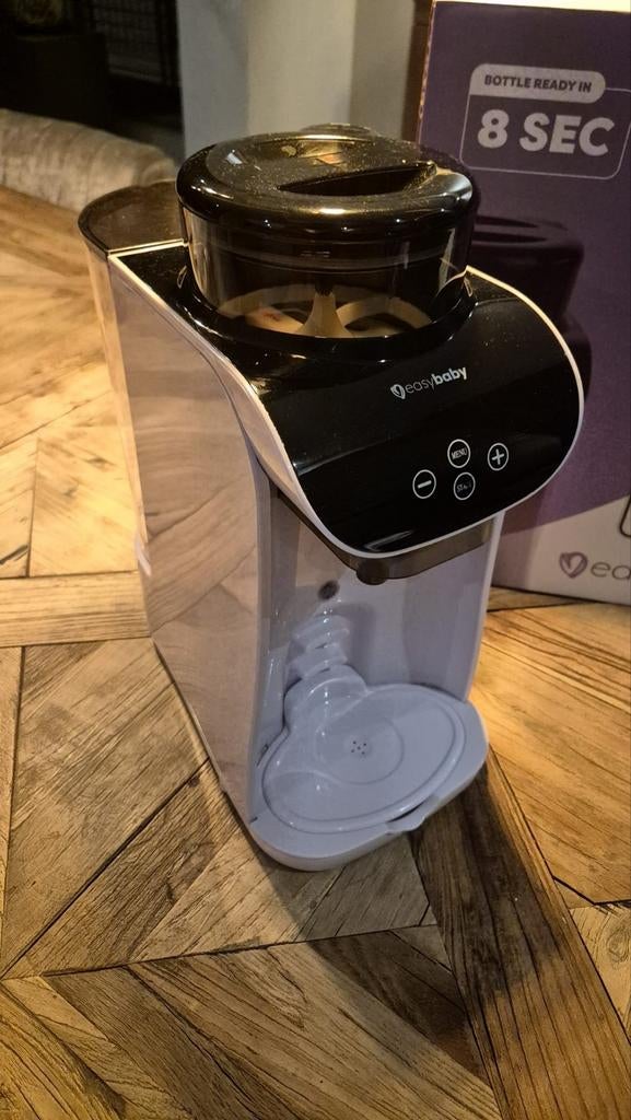 Easybaby Milk Maker - Slimme babyvoeding maker, Kinderen en Baby's, Babyvoeding en Toebehoren, Ophalen of Verzenden, Zo goed als nieuw