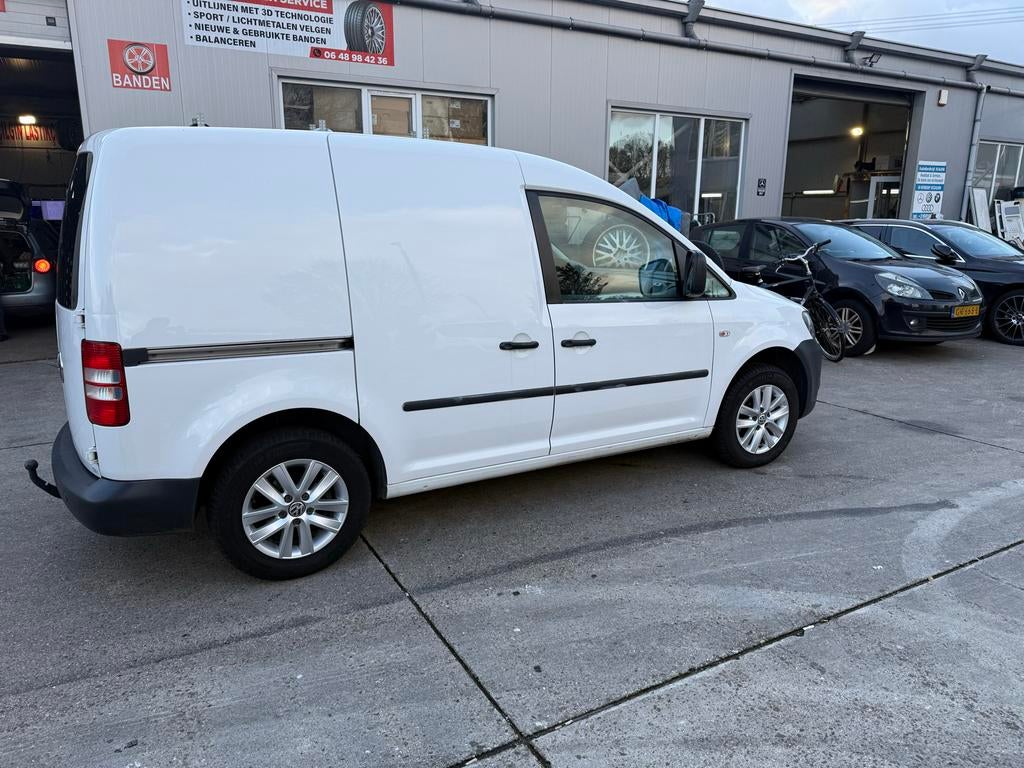 Volkswagen Caddy 1.6 D 55KW 2011 koelwagen lees beschrijving, Auto's, Bestelauto's, Particulier, Volkswagen, Diesel, Geïmporteerd