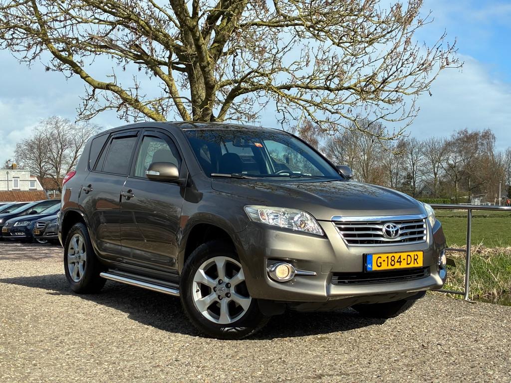 Toyota RAV4 2.0 VVTi Dynamic 2WD | Cruise + Clima + Stoel ve, Euro 5, Stof, Gebruikt, Zwart