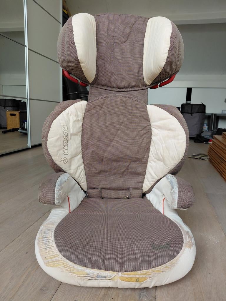 Maxi-Cosi Rodi kinderstoeltje, Ophalen