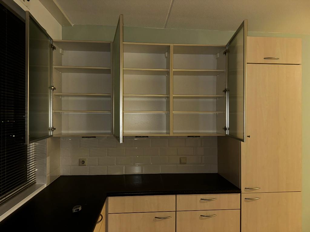 Complete keuken, Huis en Inrichting, Keuken | Complete keukens, Ophalen, Hoekkeuken, Zo goed als nieuw, Kunststof