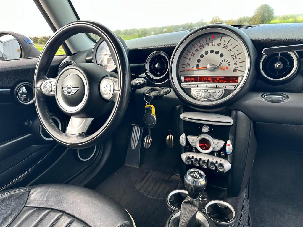 Mini Mini 1.6 Cooper S XENON VERL. LEDER NW APK AIRCO VELGEN, 4 cilinders, 4 stoelen, Leder, Bedrijf
