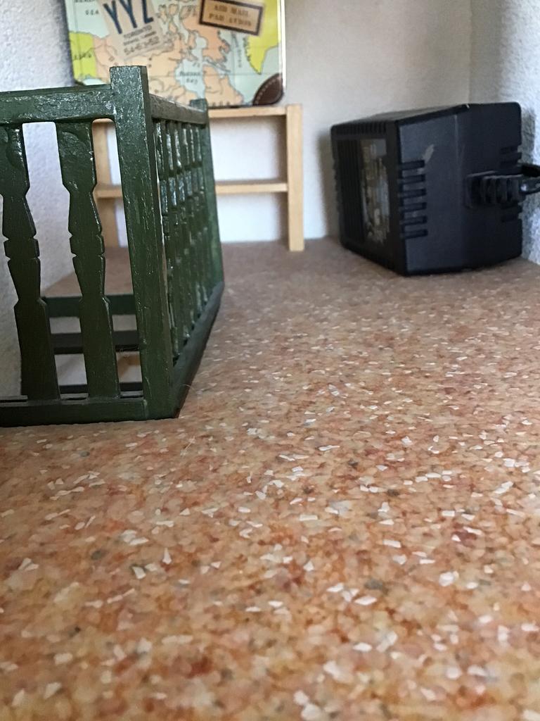 Mooi ,groot poppenhuis., Ophalen, Zo goed als nieuw, Groter dan 1:32