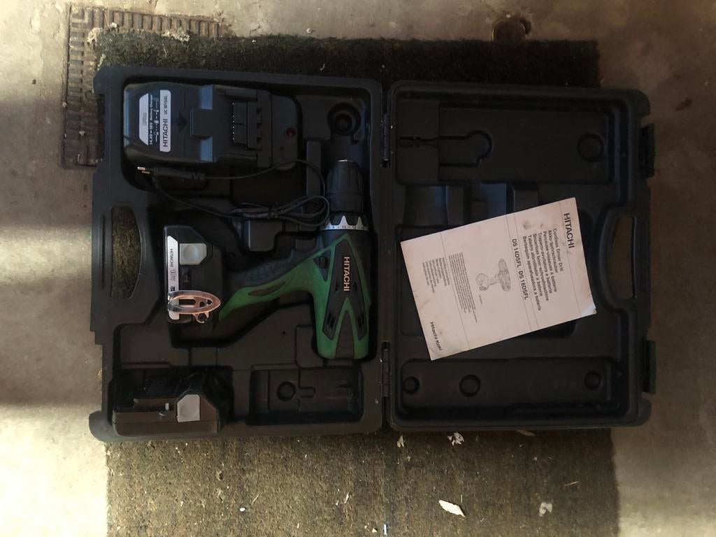 Hitachi Accu boormachine, Ophalen, Gebruikt