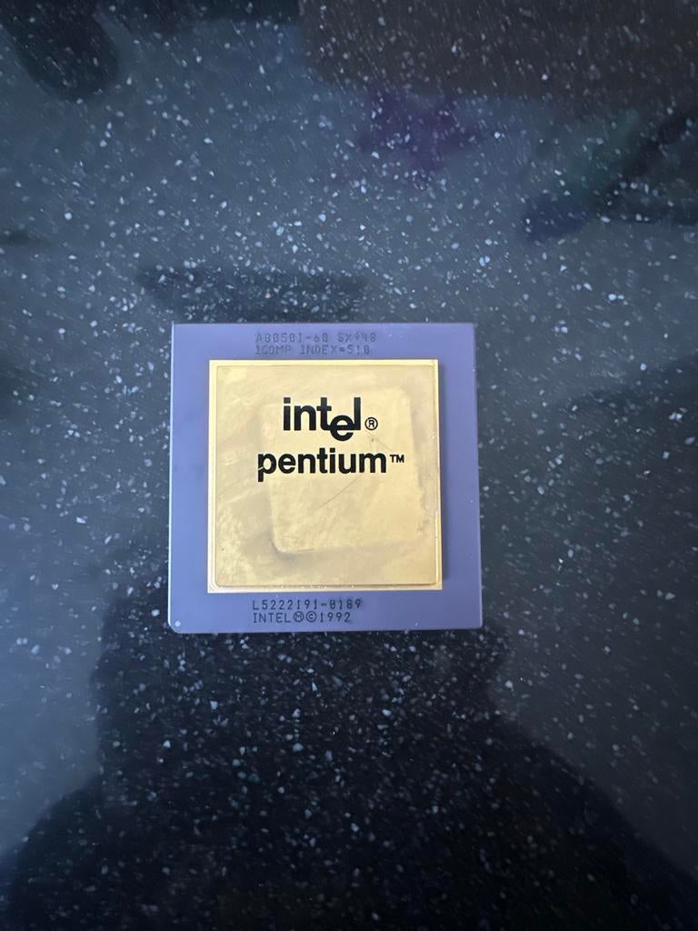Intel Pentium Processor A80501-60 SX948 + cpu cooler, Ophalen of Verzenden, Niet werkend, Minder dan 2 Ghz
