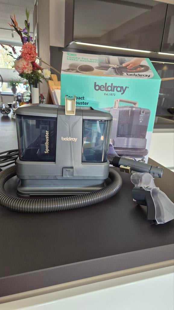 Beldray Compact Spotbuster tapijt- en bekledingreiniger, Ophalen of Verzenden, Zo goed als nieuw, Waterstofzuiger