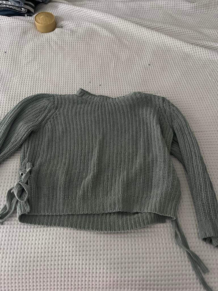 Stijlvolle gebreide trui met vetersluiting, Ophalen of Verzenden, Zo goed als nieuw, Maat 38/40 (M), Groen