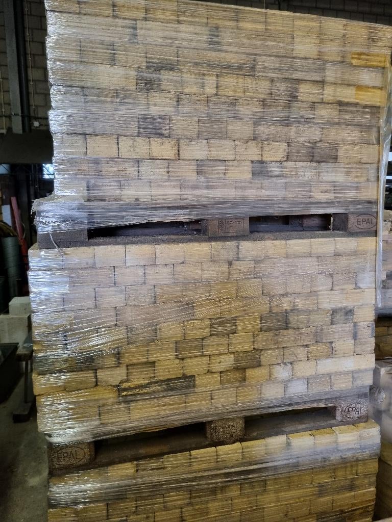 Vuurvaste stenen type Chamotte (per pallet) zware kwaliteit, Ophalen, Zo goed als nieuw, Overige typen