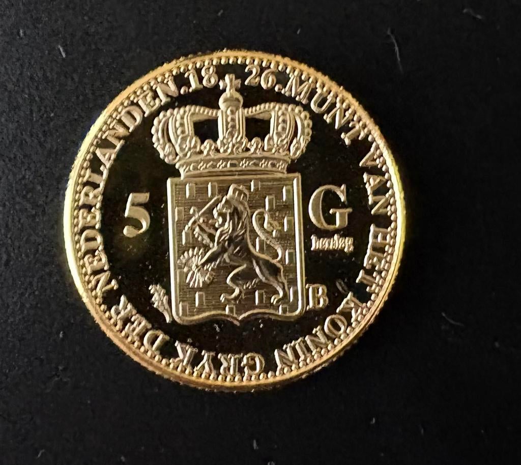 Officiële herslag vergulde 5 gulden munt, Ophalen of Verzenden, Nederland, Munten