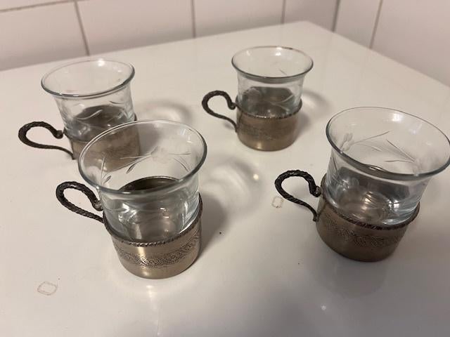 4 Glashouders met origineel geslepen glas, Ophalen