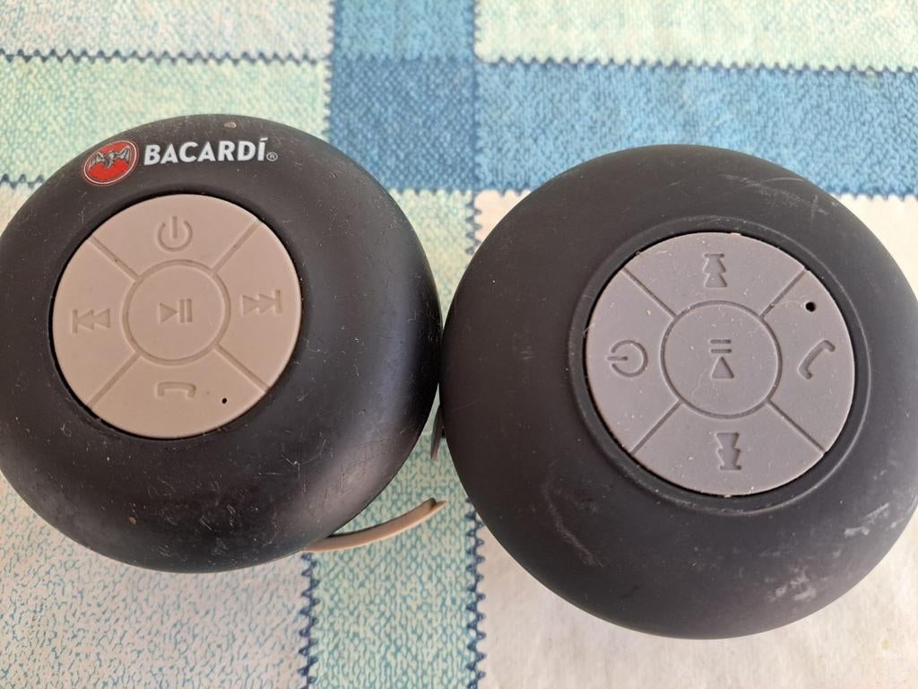 Bacardi en andere oplaadbare draadloze luidsprekers, Ophalen of Verzenden, Zo goed als nieuw