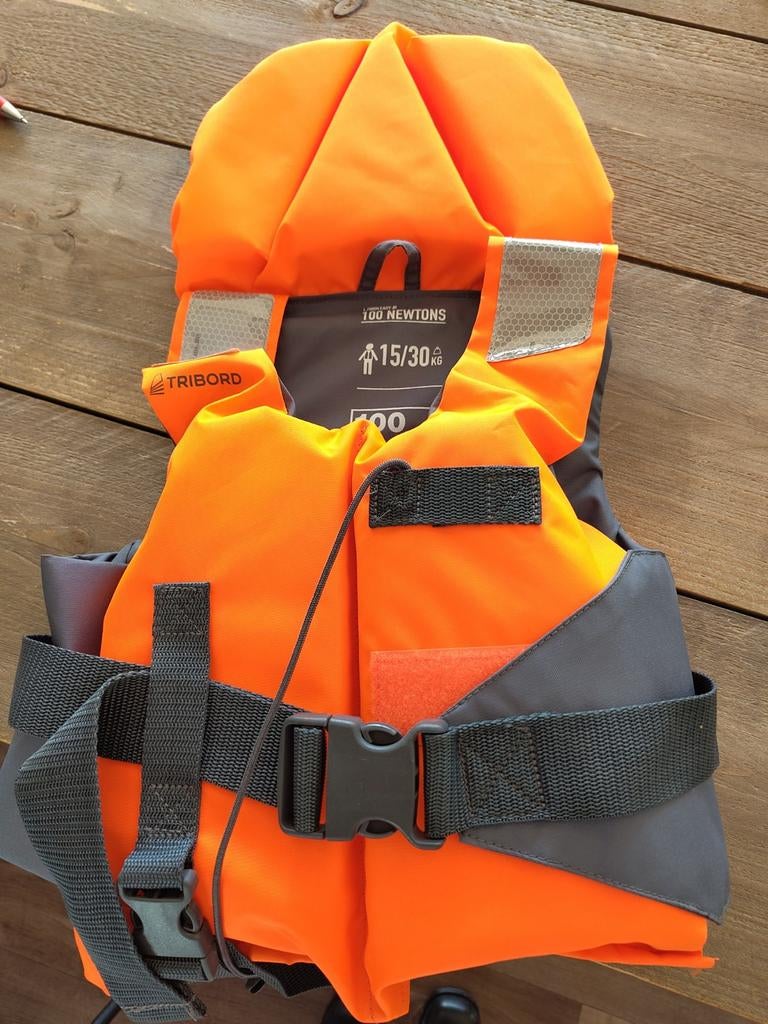 Tribord zwemvest 15-30 kg - Nieuwstaat, Nieuw, Ophalen of Verzenden, Reddingsvest of Zwemvest, Tribord