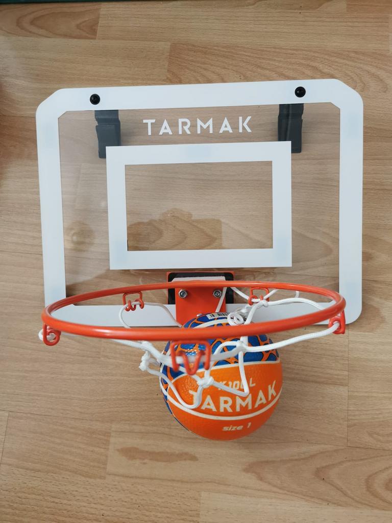 Tarmak mini basketbal met bal, Sport en Fitness, Basketbal, Ophalen of Verzenden, Zo goed als nieuw, Ring, Bord of Paal