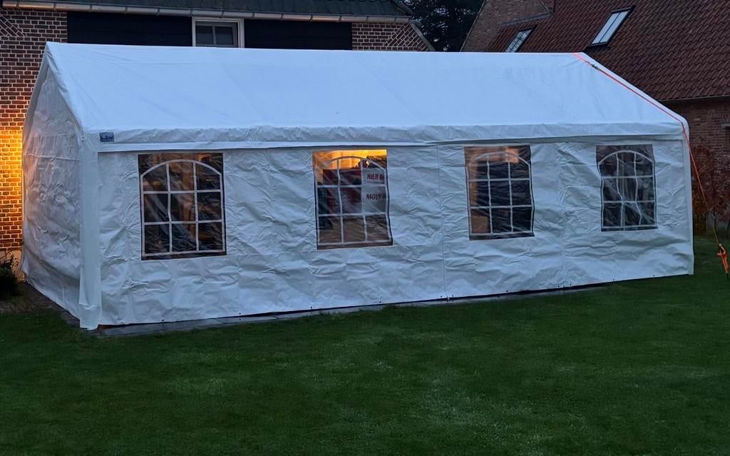 Ruime partytent by- Ideaal voor feesten, Caravans en Kamperen, Tenten, Ophalen, Gebruikt