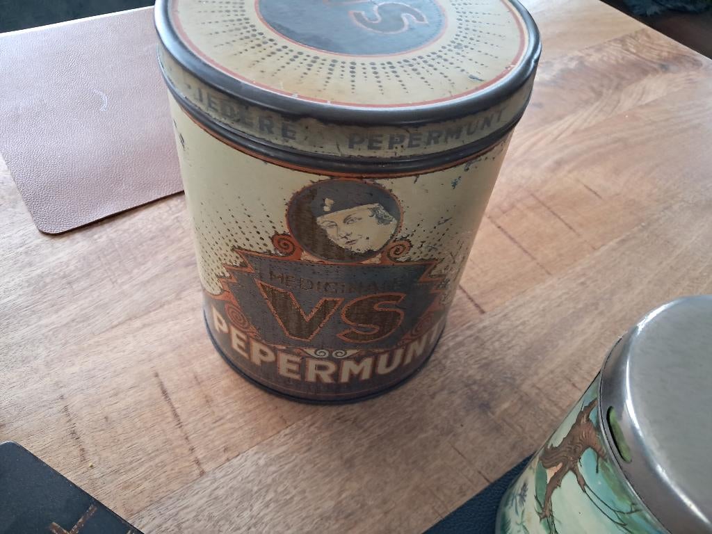 Oude blikken oa vs pepermunt, Verzamelen, Blikken, Ophalen, Gebruikt, Overige