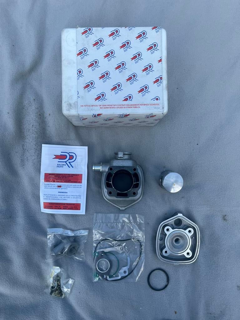 DR Racing cilinderkit 70cc Suzuki/Aprilia NIEUW, Fietsen en Brommers, Ophalen, Zo goed als nieuw