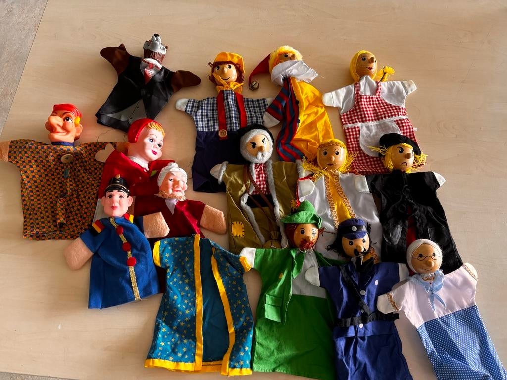 Grote set handpoppen met verschillende figuren, Ophalen, Gebruikt, Overige typen