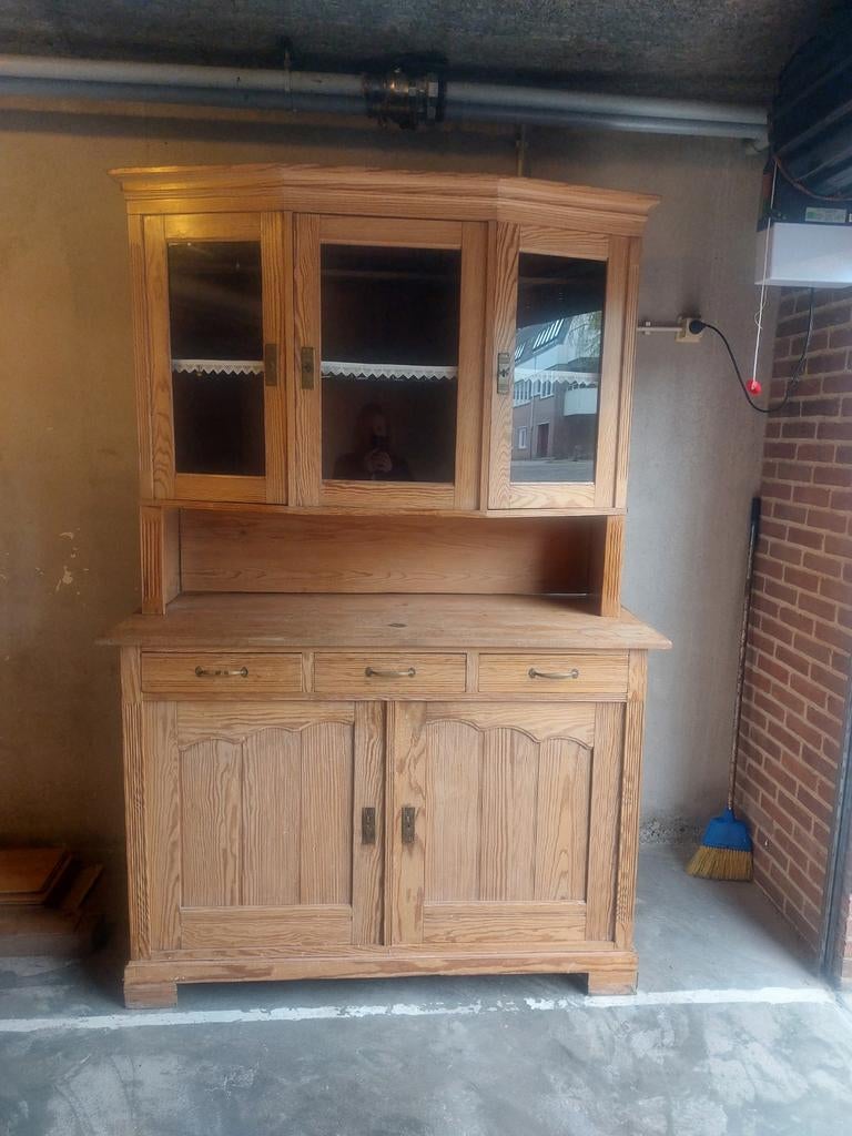 Houten buffetkast met glazen deuren, Ophalen, Gebruikt