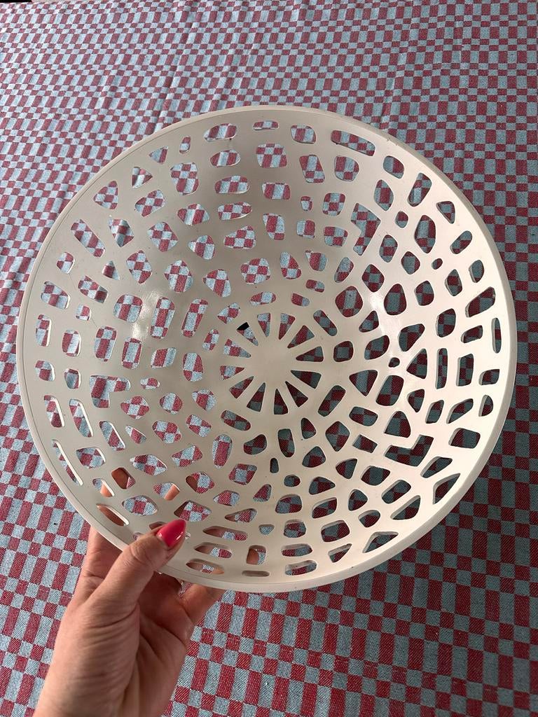 Design metalen schaal - perfect als fruitschaal, Overige materialen, Schaal, Rond, Ophalen of Verzenden