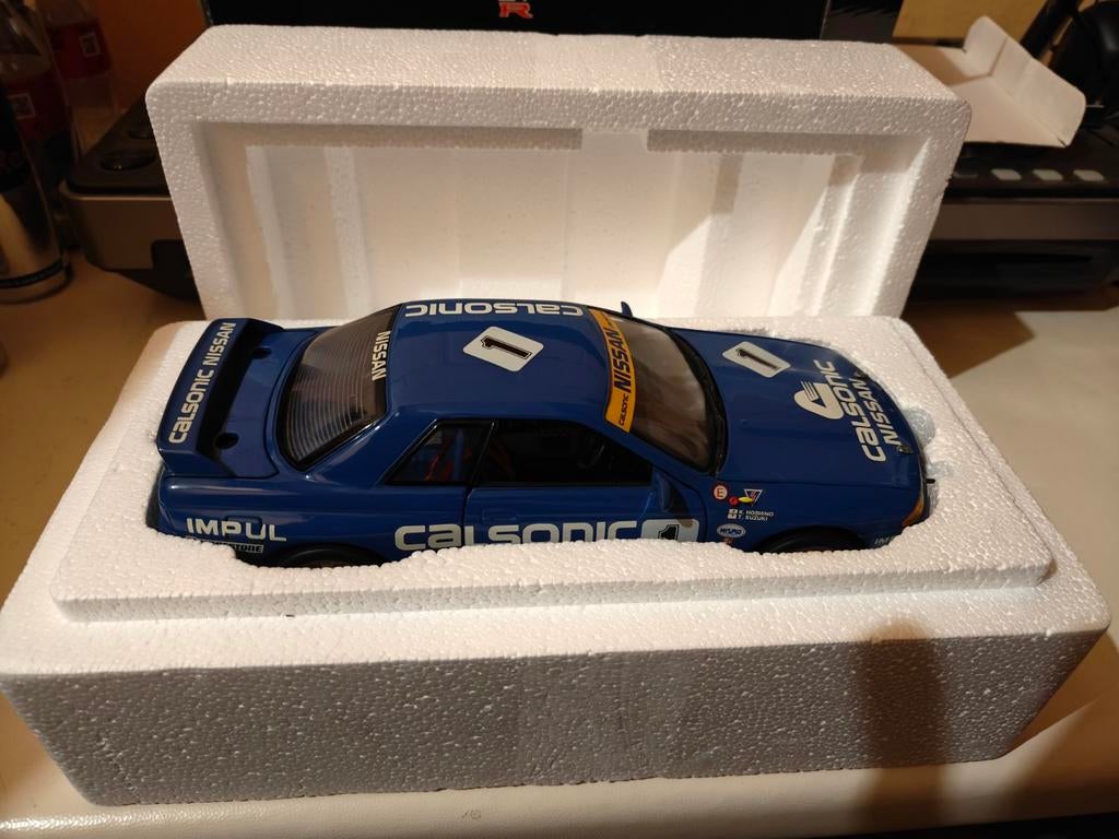 Kyosho Nissan Skyline GTR Calsonic R32 1/18, Ophalen of Verzenden, Kyosho