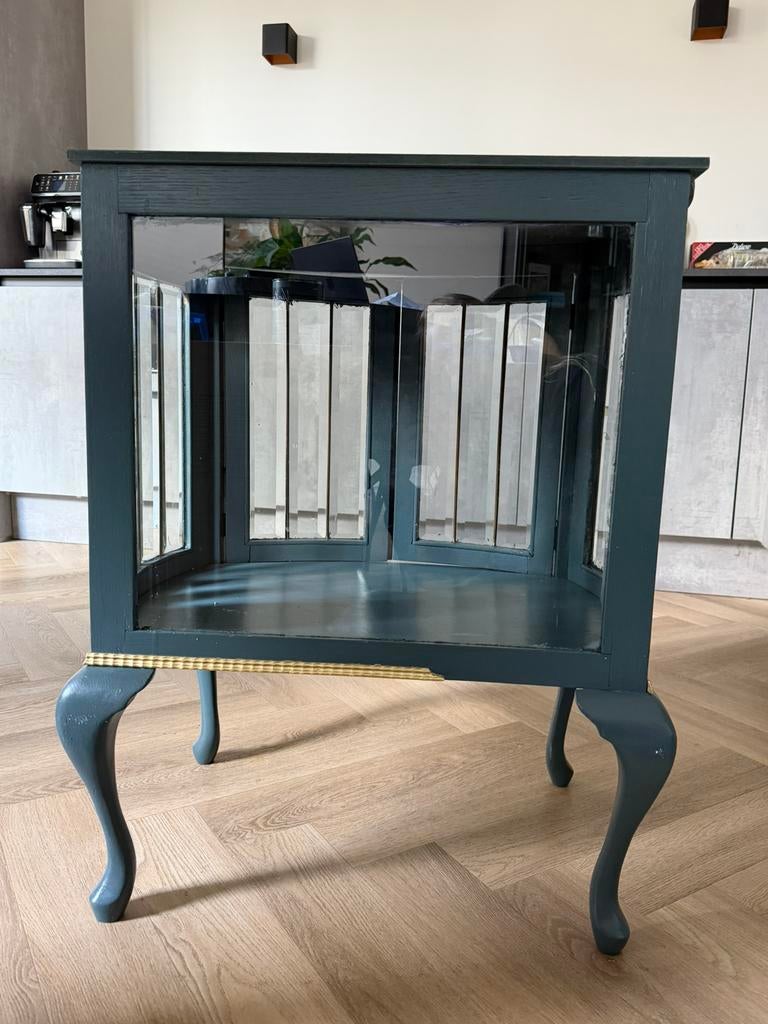 Theekastje blauw/goud, Ophalen