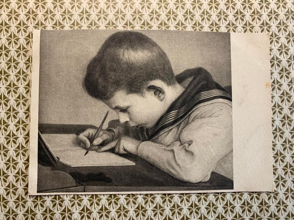 Jongetje schrijft een brief (NN), Ophalen of Verzenden, 1920 tot 1940, Gelopen, Kinderen