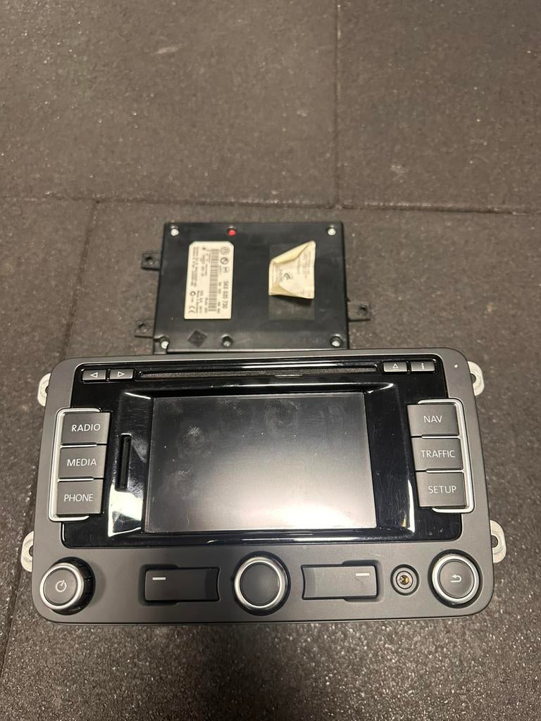 Volkswagen RNS 310 navigatie / radio, Ophalen, Zo goed als nieuw