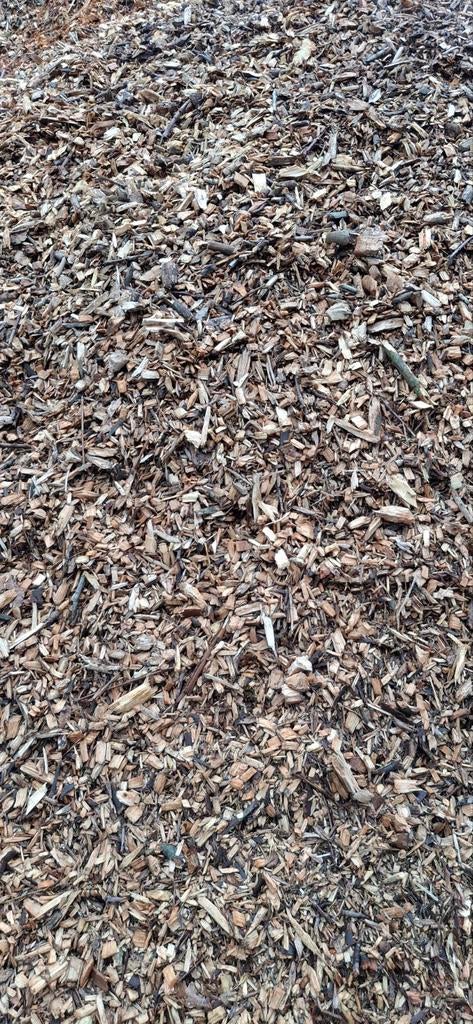 Mooie houtsnippers - veel dik hout en weinig blad, Tuin en Terras, Overige Tuin en Terras, Ophalen, Zo goed als nieuw