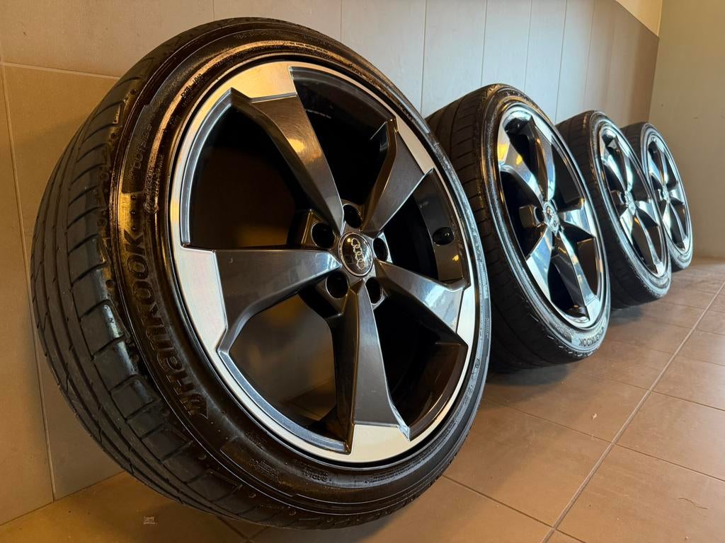 Originele Audi Q2,SQ2,A3 Rotor Velgen/zomerbanden  235/40/19, Auto-onderdelen, Velg(en), 235 mm, Personenwagen, Zomerbanden