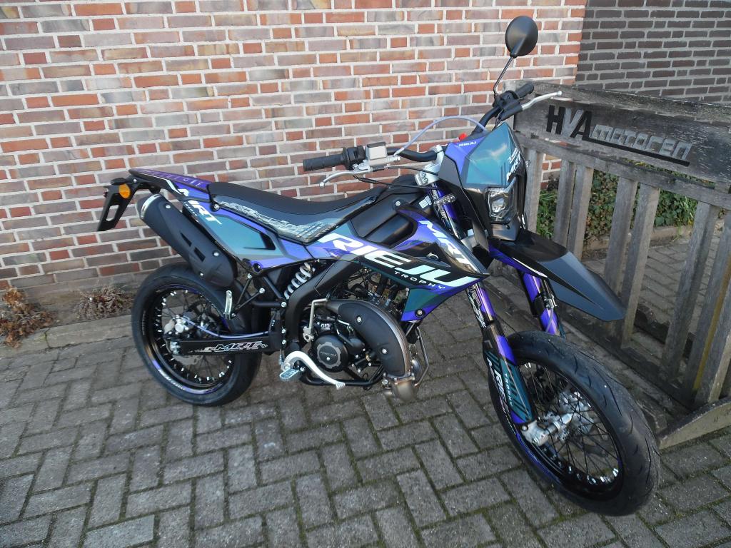 Rieju MRT Trophy Mirage Euro5+ NIEUWE KLEUR 2026, 6 versnellingen, Maximaal 45 km/u, Nieuw, Ophalen of Verzenden