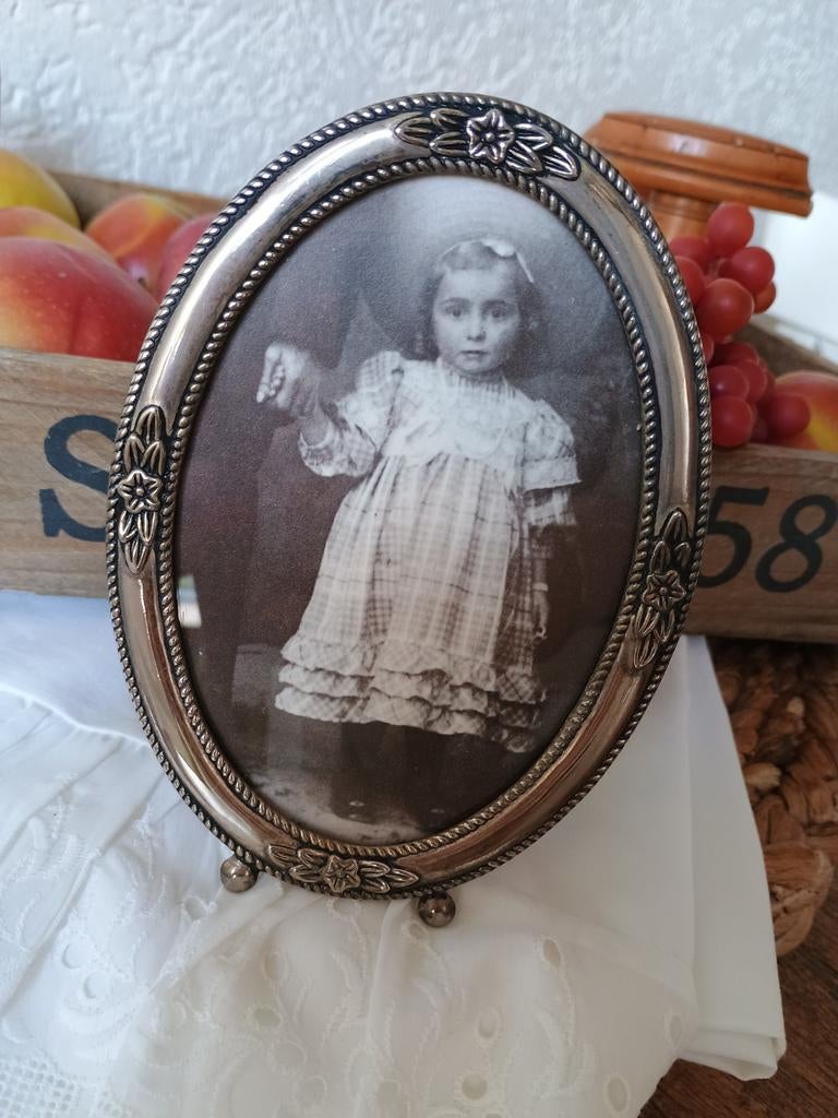 Ovaal fotolijstje ( nr.1), Antiek en Kunst, Ophalen of Verzenden