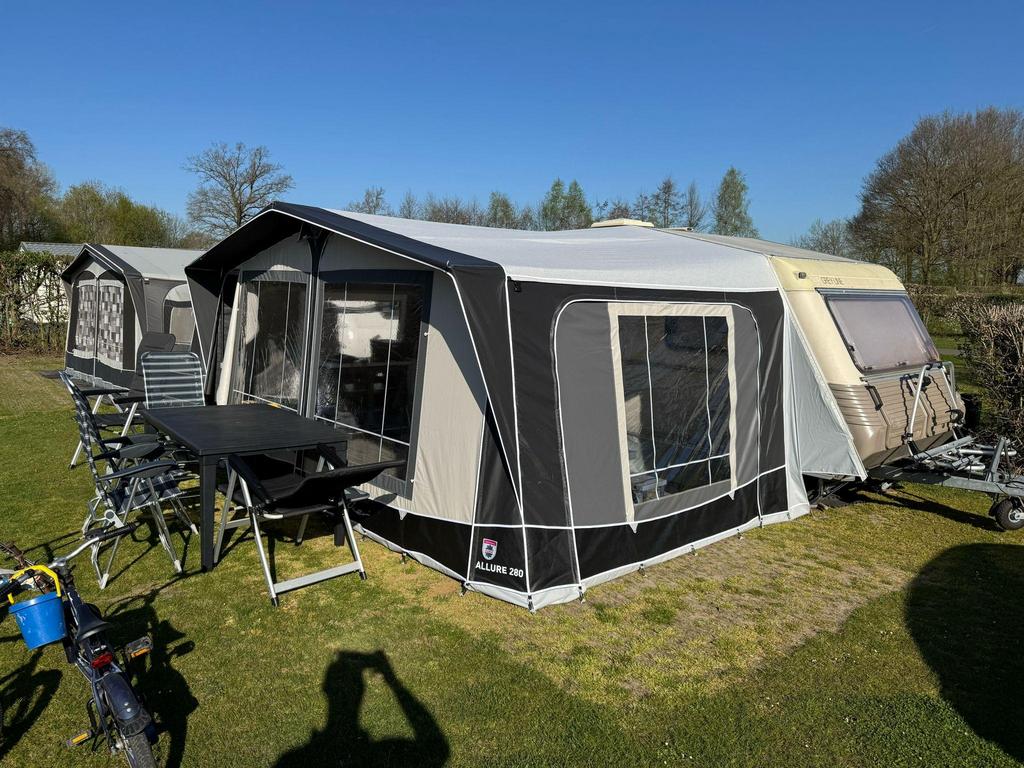 Walker Allure voortent mt 885-900, Caravans en Kamperen, Voortenten en Luifels, Ophalen, Zo goed als nieuw