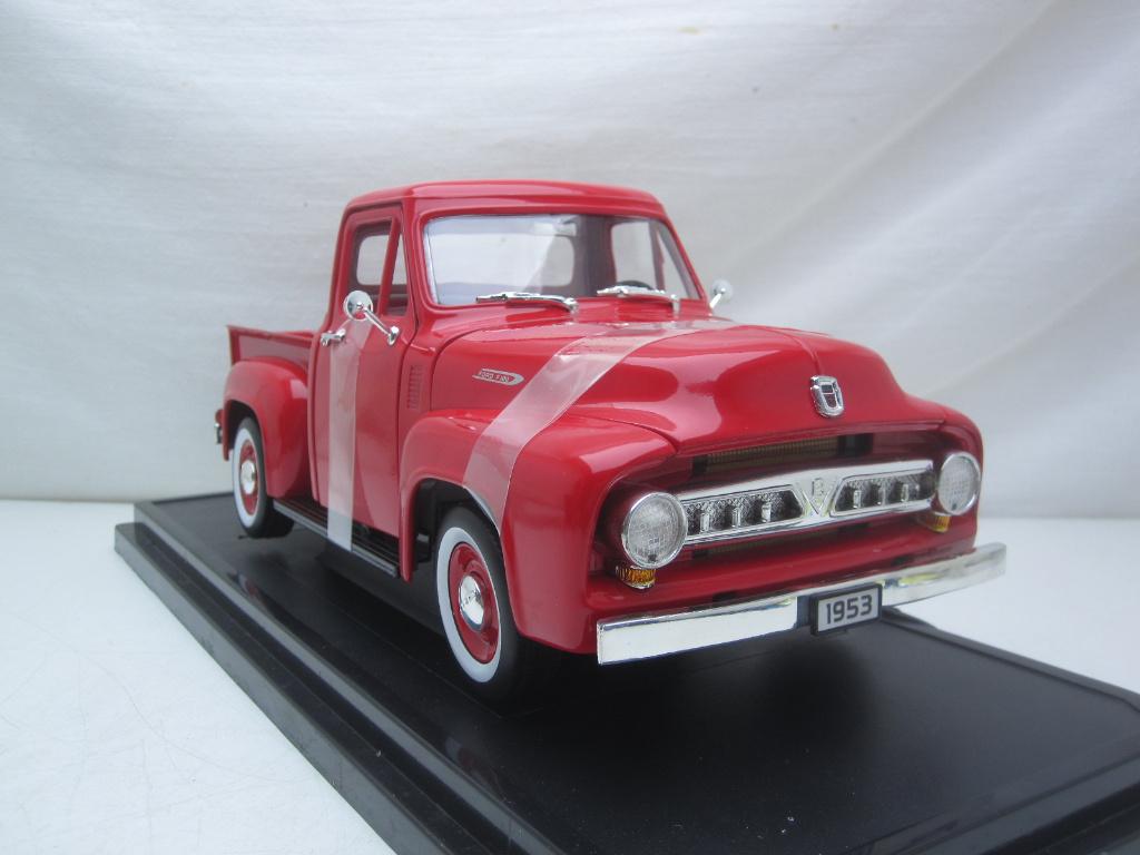 Ford F 100 Pick Up 1953 1:18 Lucky DieCast, Hobby en Vrije tijd, Modelauto's | 1:18, Ophalen of Verzenden, Nieuw, Auto, Overige merken