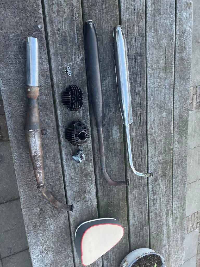 Partij tomos onderdelen, Ophalen, Zo goed als nieuw, Uitlaat