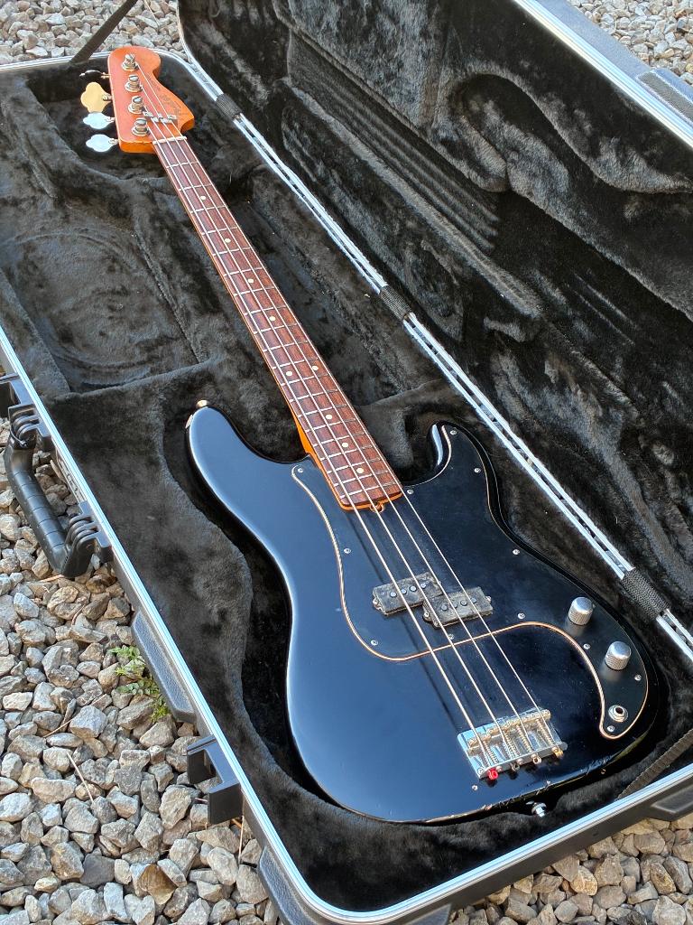 Fender Precision AS USA 2015 , zwart, Ophalen, Gebruikt, Elektrisch