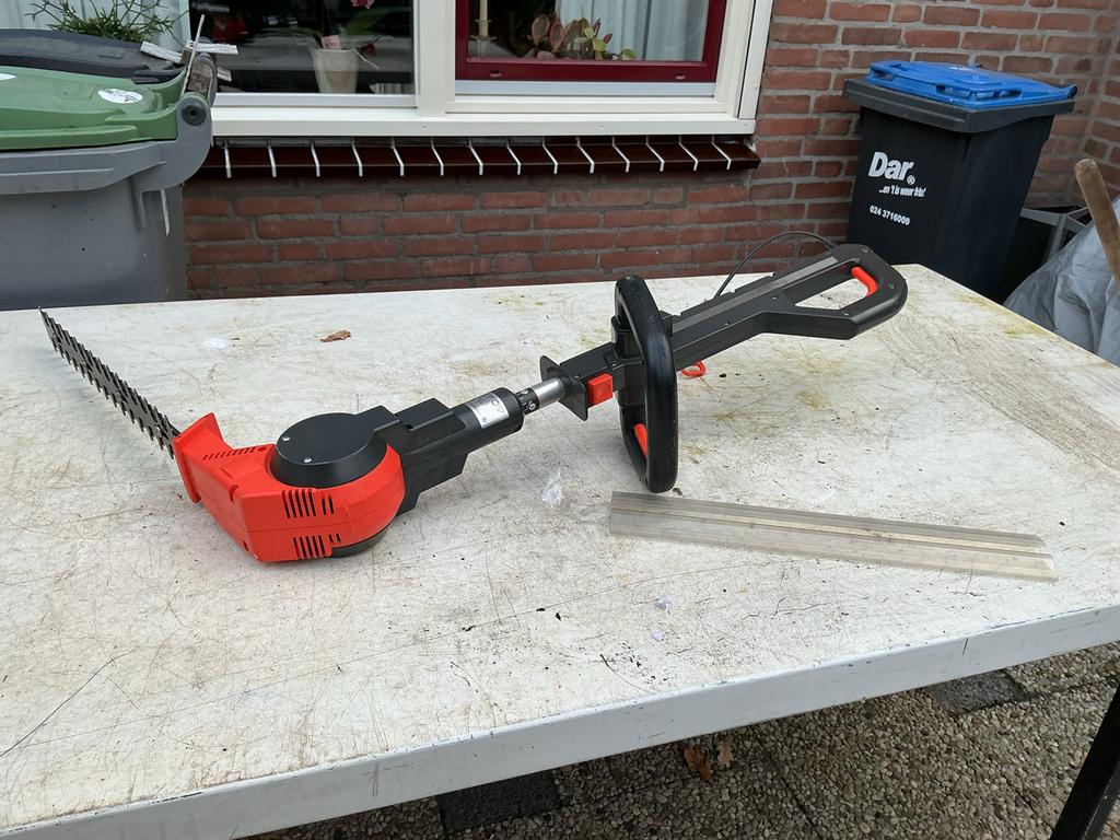 Gardena Verlengbare Heggenschaar 220V - THS 400, Tuin en Terras, Heggenscharen, Gebruikt, Elektrisch, Ophalen of Verzenden