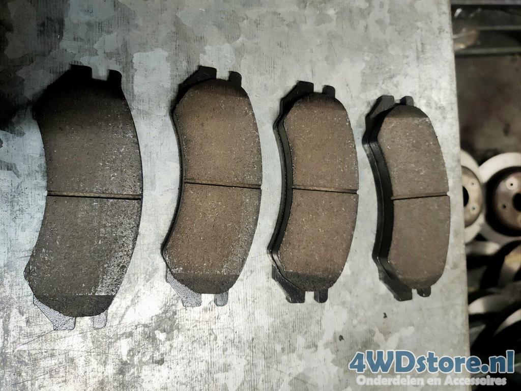 Nissan Primera P10 remblokset vooras D106M72J25, -, -, Nieuw, Ophalen of Verzenden