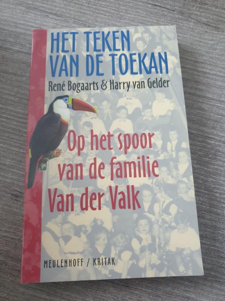 Het Teken van de Toekan - Familie Van der Valk, Boeken, Ophalen of Verzenden, Gelezen, René Bogaarts & Harry van Gelder