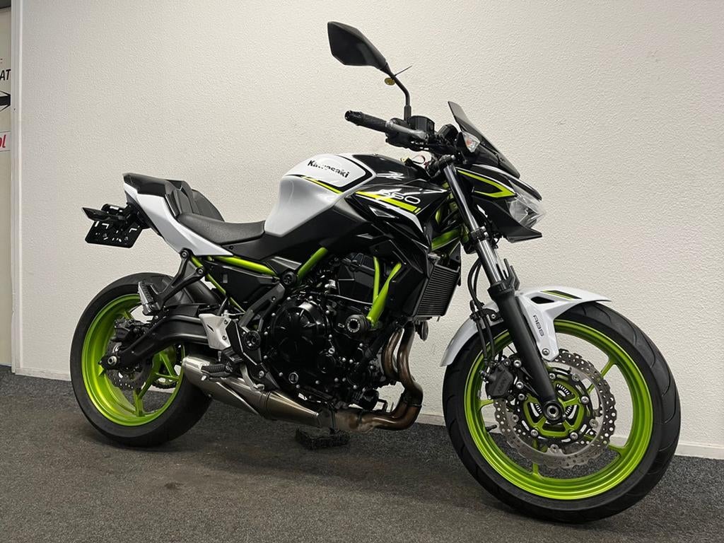 Kawasaki Z 650 (bj 2021) - foto 3