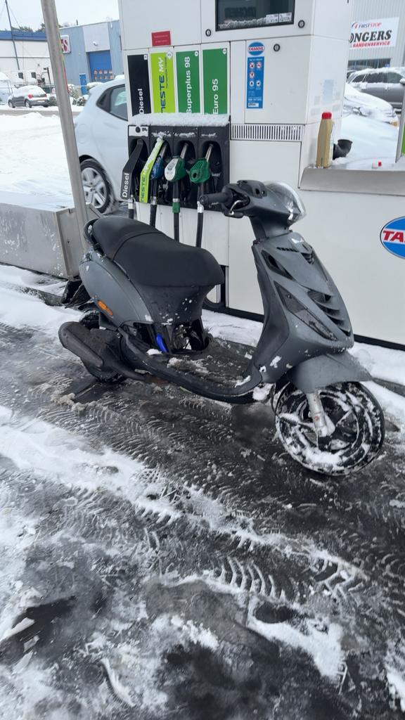 Stunt scooter gezocht! Bied alles aan, Ophalen of Verzenden, Zo goed als nieuw, Benzine, Overige modellen