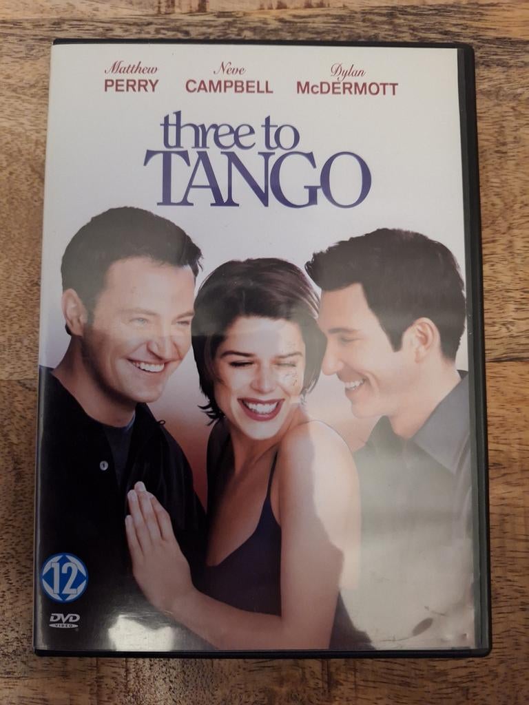 Three to tango, Ophalen of Verzenden, Gebruikt, Romantische komedie