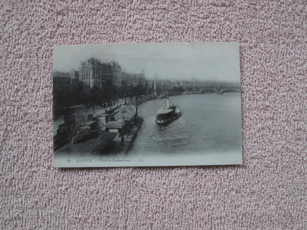 London , Victoria Embankment. Scheepvaart, Verzamelen, Ansichtkaarten | Buitenland, Ophalen of Verzenden, Voor 1920, Ongelopen