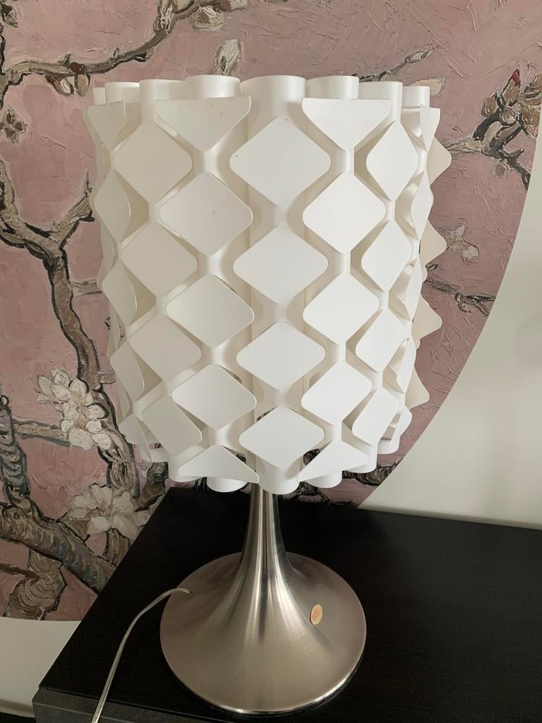 Retro design tafellamp merk Kare design, Ophalen of Verzenden, Gebruikt, 50 tot 75 cm