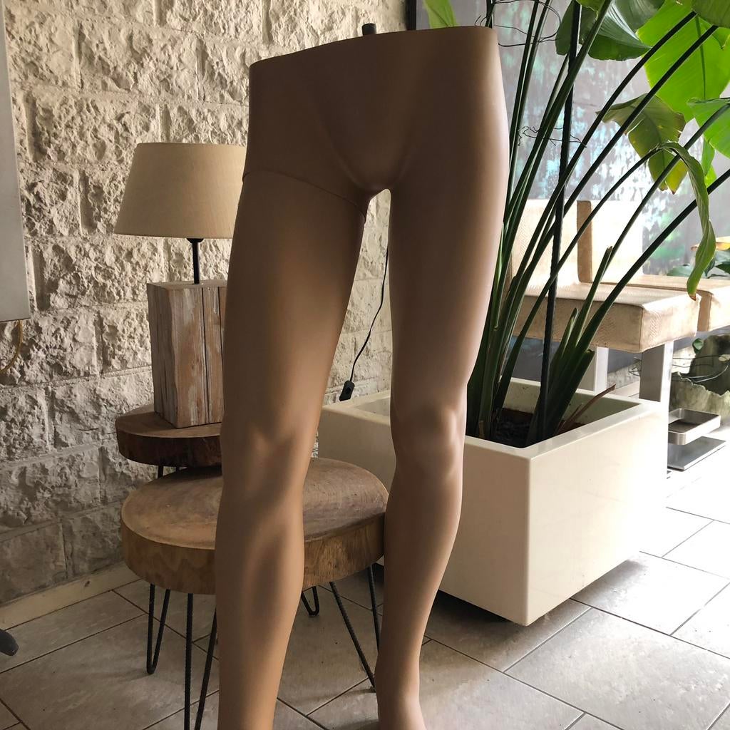 Benen / onderstel mannequin - GRATIS af te halen., Overige kleuren, Overige maten, Gedragen, Legging