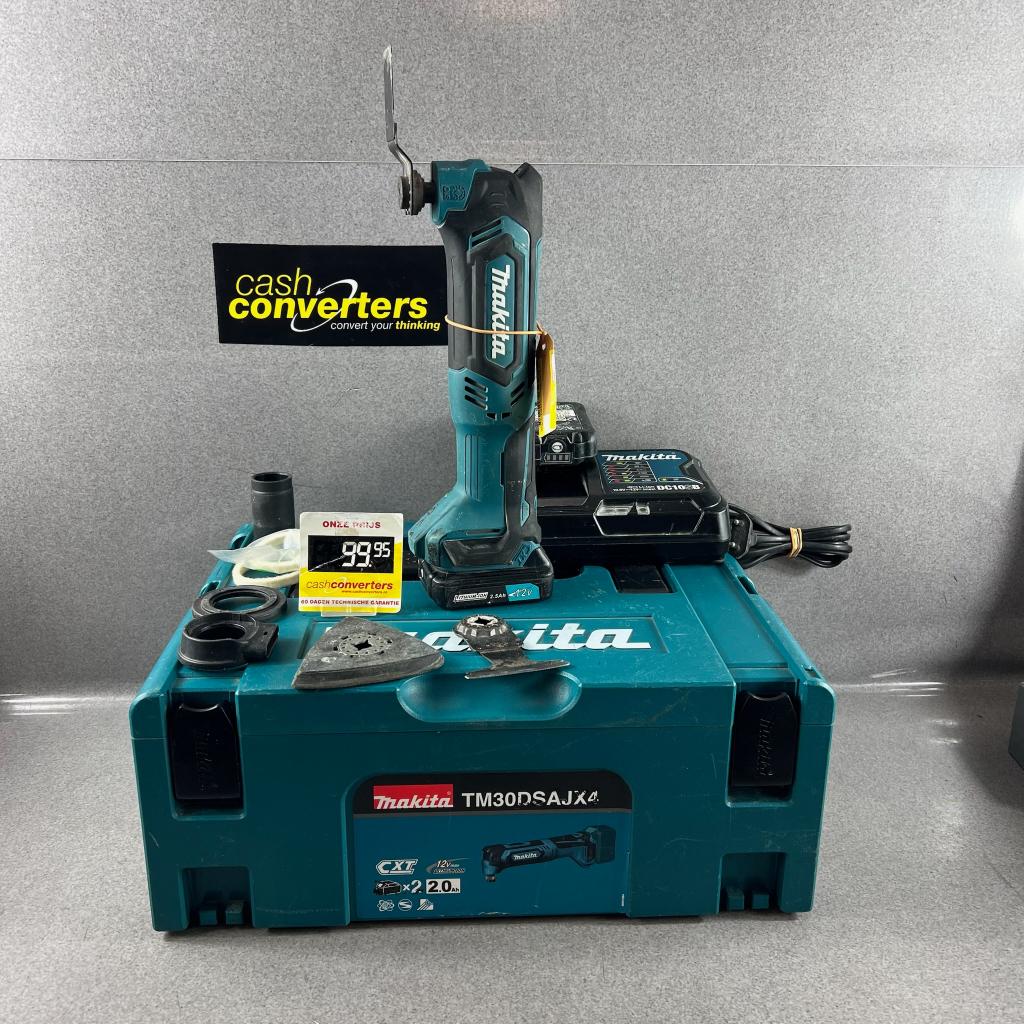 Makita TM30D Multitool op accu | accus,lader,koffer | 401380, Doe-het-zelf en Verbouw, Gereedschap | Handgereedschap, Gebruikt