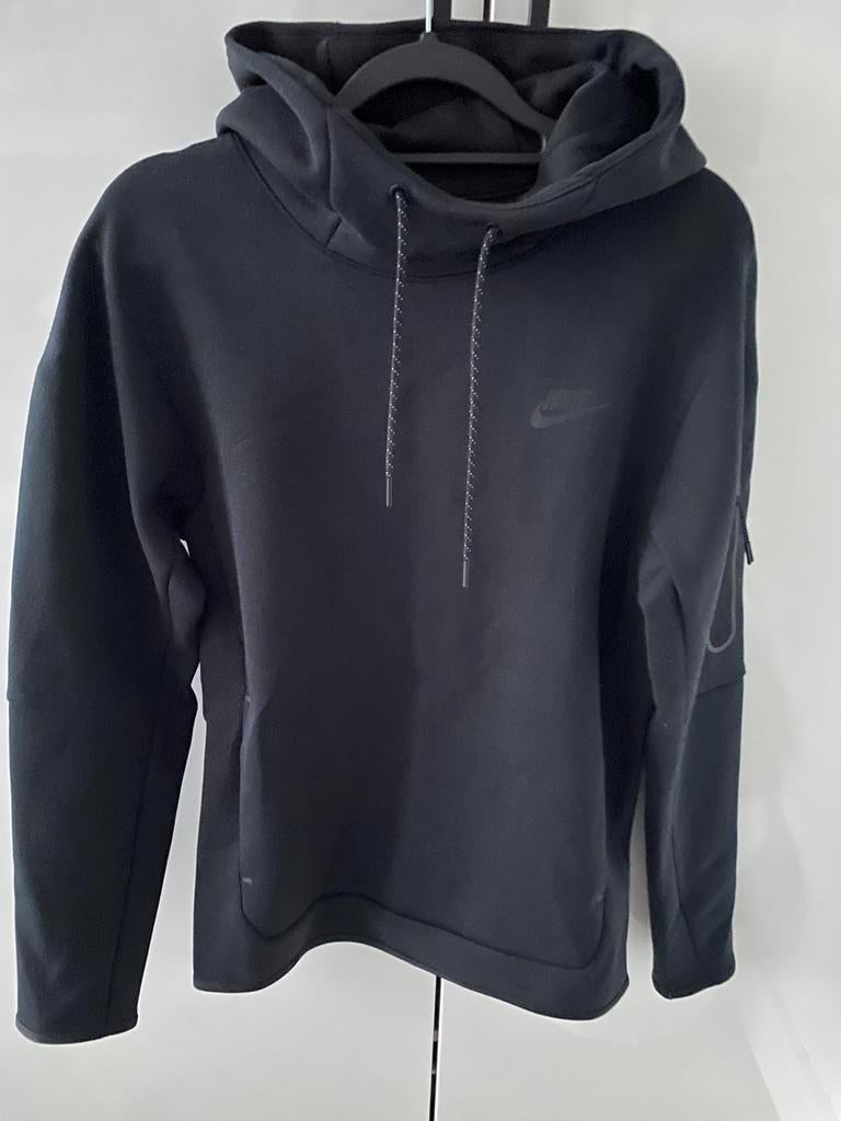 Nike Tech Fleece Hoody Zwart Nieuw in Maat XS, Ophalen of Verzenden, Nieuw, Maat 46 (S) of kleiner, Zwart